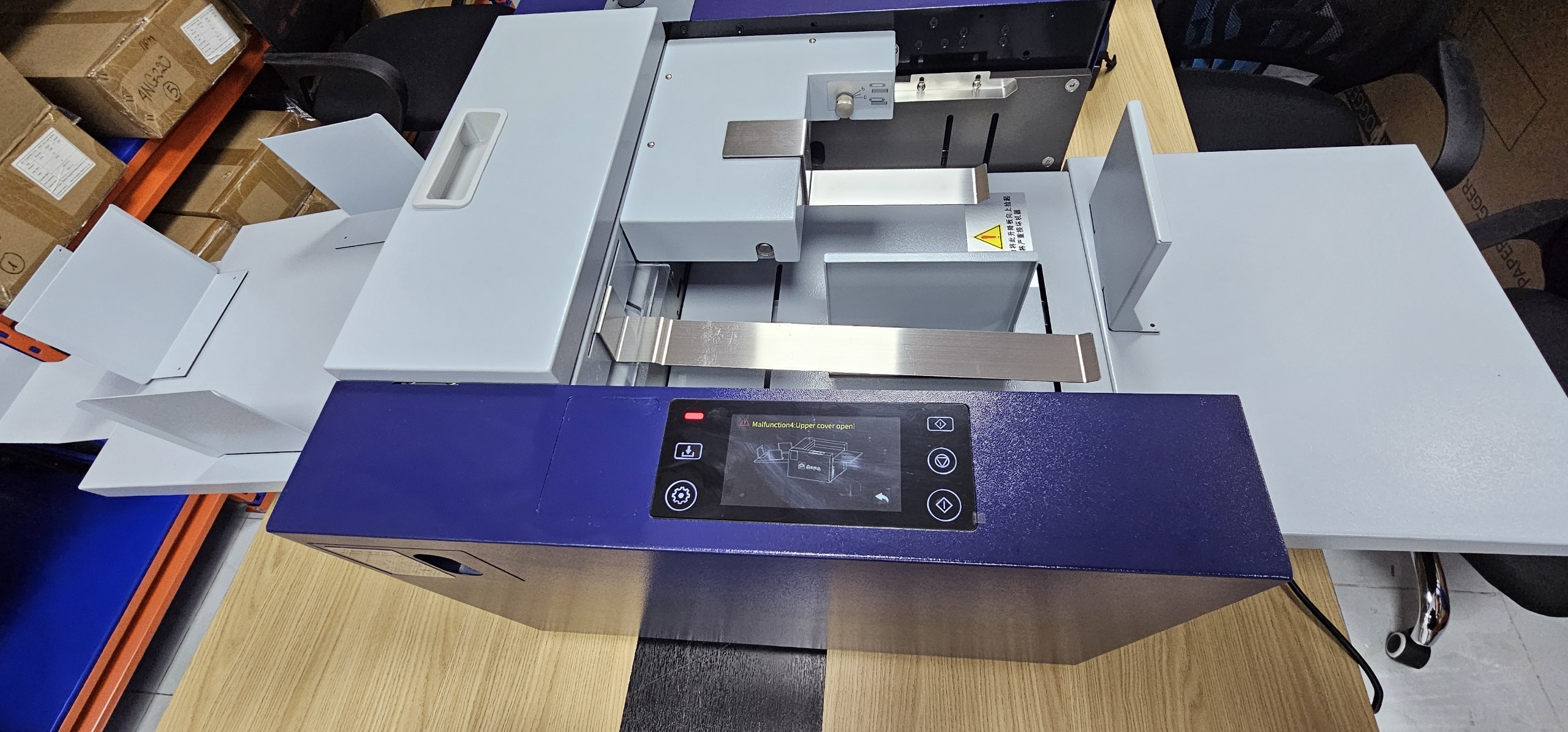 M&Aacute;Y CẤN G&Acirc;N V&Agrave; CẤN RĂNG CƯA LẬP TR&Igrave;NH TỰ ĐỘNG AV200